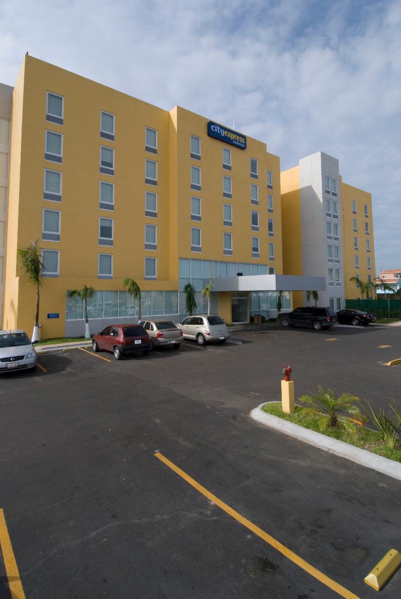 City Express Coatzacoalcos Εξωτερικό φωτογραφία